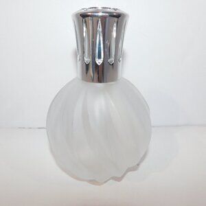 Lampe Berger Paris Frosted Swirl Glass Catalytic Fragrance Lamp Silver Top